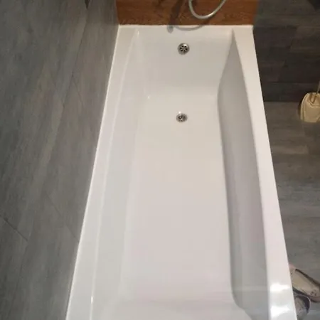 нова в центрі міста Apartment Uzhhorod