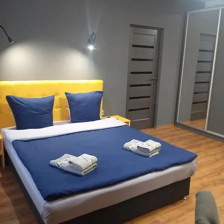 нова в центрі міста * Uzhhorod