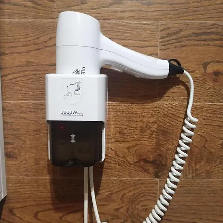 нова в центрі міста *