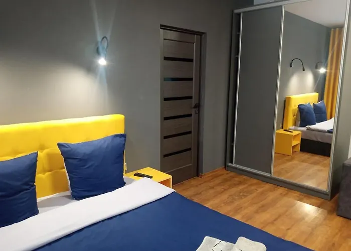 нова в центрі міста Apartment *