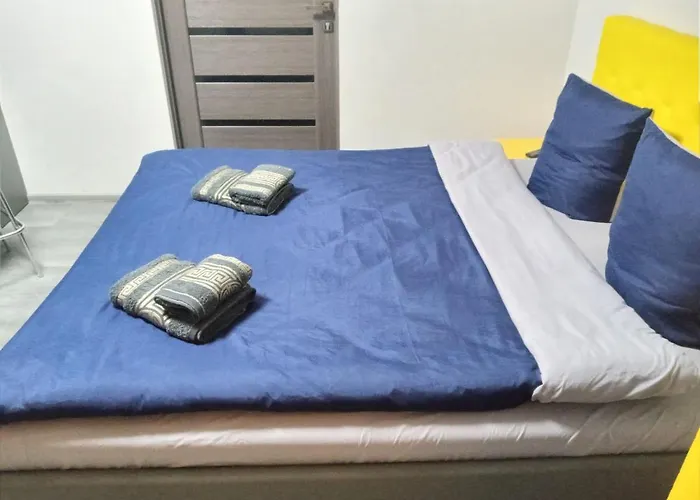 нова в центрі міста * Oezjhorod